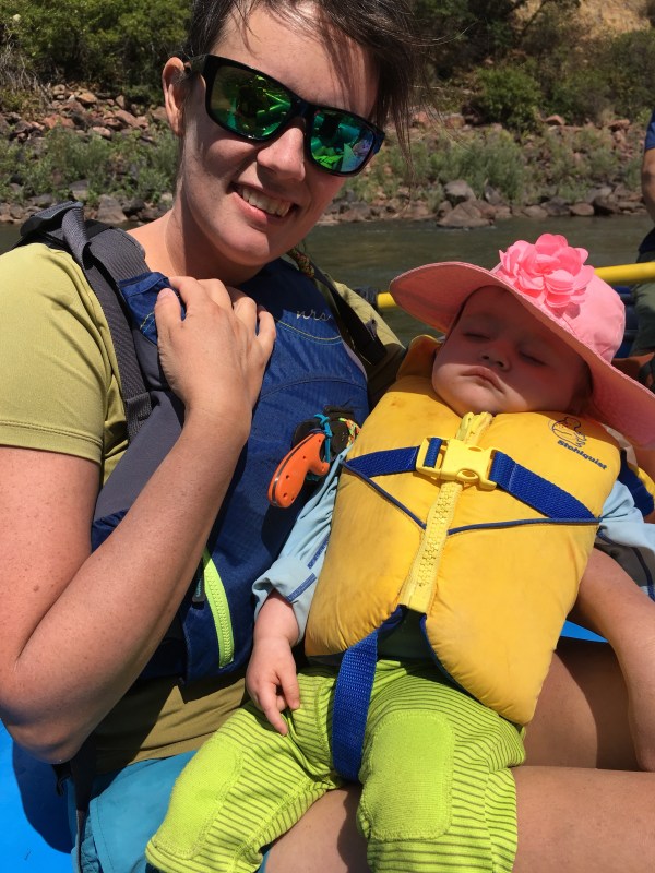 Getting kids to sleep in the outdoors while camping, rafting or hiking is a challenge every parent dreads. But your kids deserve to have the chance to free the nap and make it work anyway.
